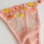 CONJUNTO DE LENCERÍA CON BORDADOS DALIA — imagen 3
