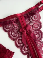 CONJUNTO CON LIGUEROS SCARLETT — imagen 3