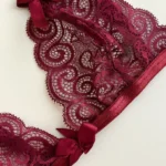 CONJUNTO CON LIGUEROS SCARLETT — imagen 4