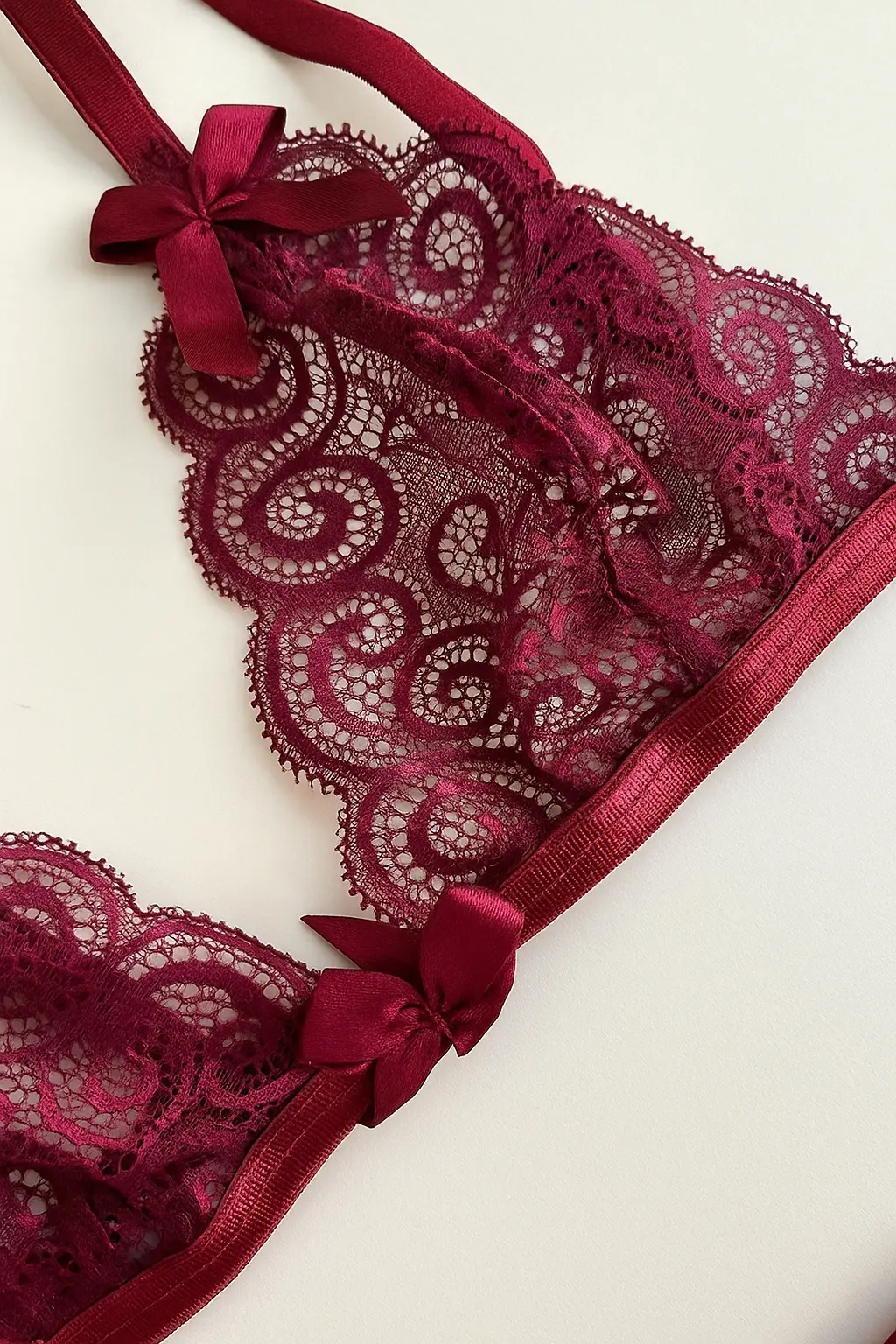 CONJUNTO CON LIGUEROS SCARLETT — imagen 4
