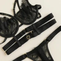 CONJUNTO DE LENCERÍA CON LIGUEROS KATRINA conjunto de lencería con ligueros katrina