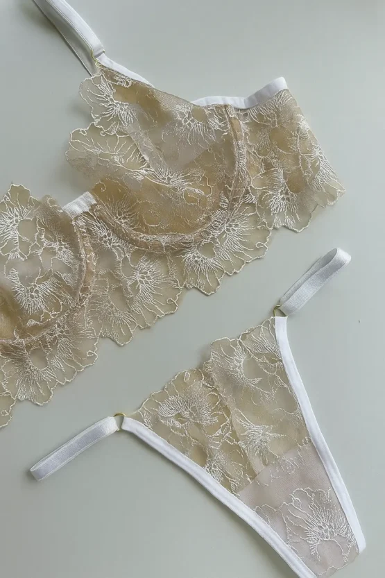 SET LEXI BLANCO conjunto de lenceria con encaje lexi