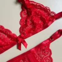 LENCERIA DE ENCAJE ROJO SCARLETT LENCERIA DE ENCAJE ROJO SCARLETT