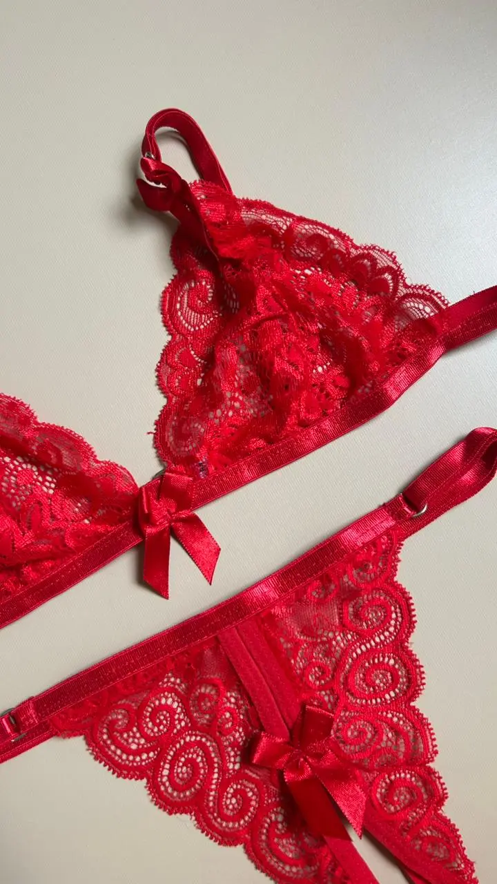 LENCERIA DE ENCAJE ROJO SCARLETT