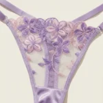 Conjunto de Lencería Sofía de Encaje Floral Lila — imagen 3
