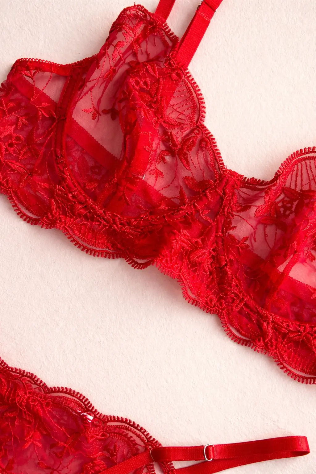 Conjunto de Lencería Rojo en Encaje Floral Holly — imagen 4