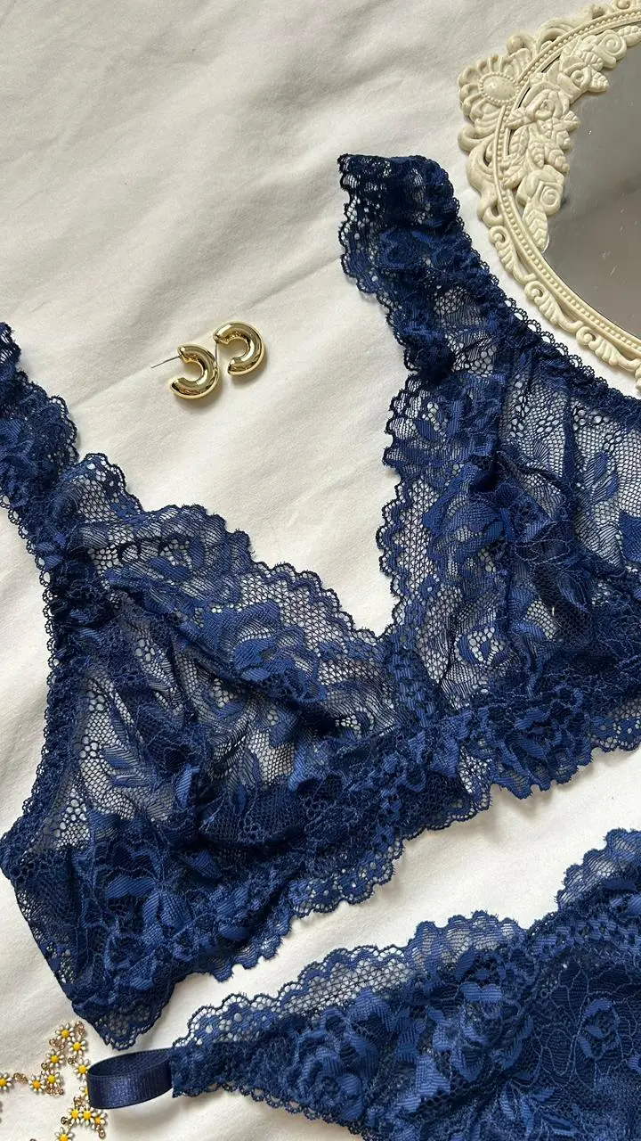 Brasier bralette azul rey Nina de encaje floral