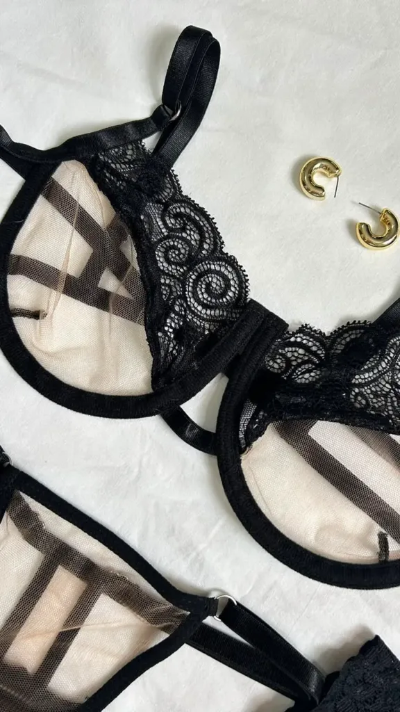 Brasier del conjunto de lencería Bonnie con detalles de encaje