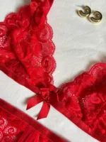 Conjunto de lencería Scarlett de encaje rojo — imagen 4