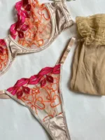 Conjunto de lencería Serena en bordado multicolor — imagen 4
