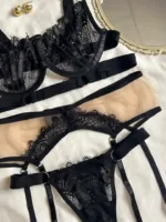 Conjunto de lencería con liguero Thalia negro — imagen 2