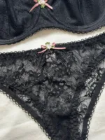 Conjunto Darla en encaje floral con lazos — imagen 3