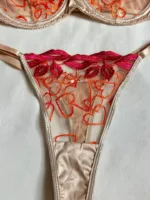 Conjunto de lencería Serena en bordado multicolor — imagen 3