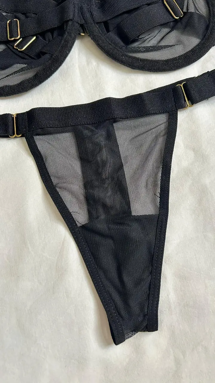 Tanga Kendal en malla transparente con pretina ajustable